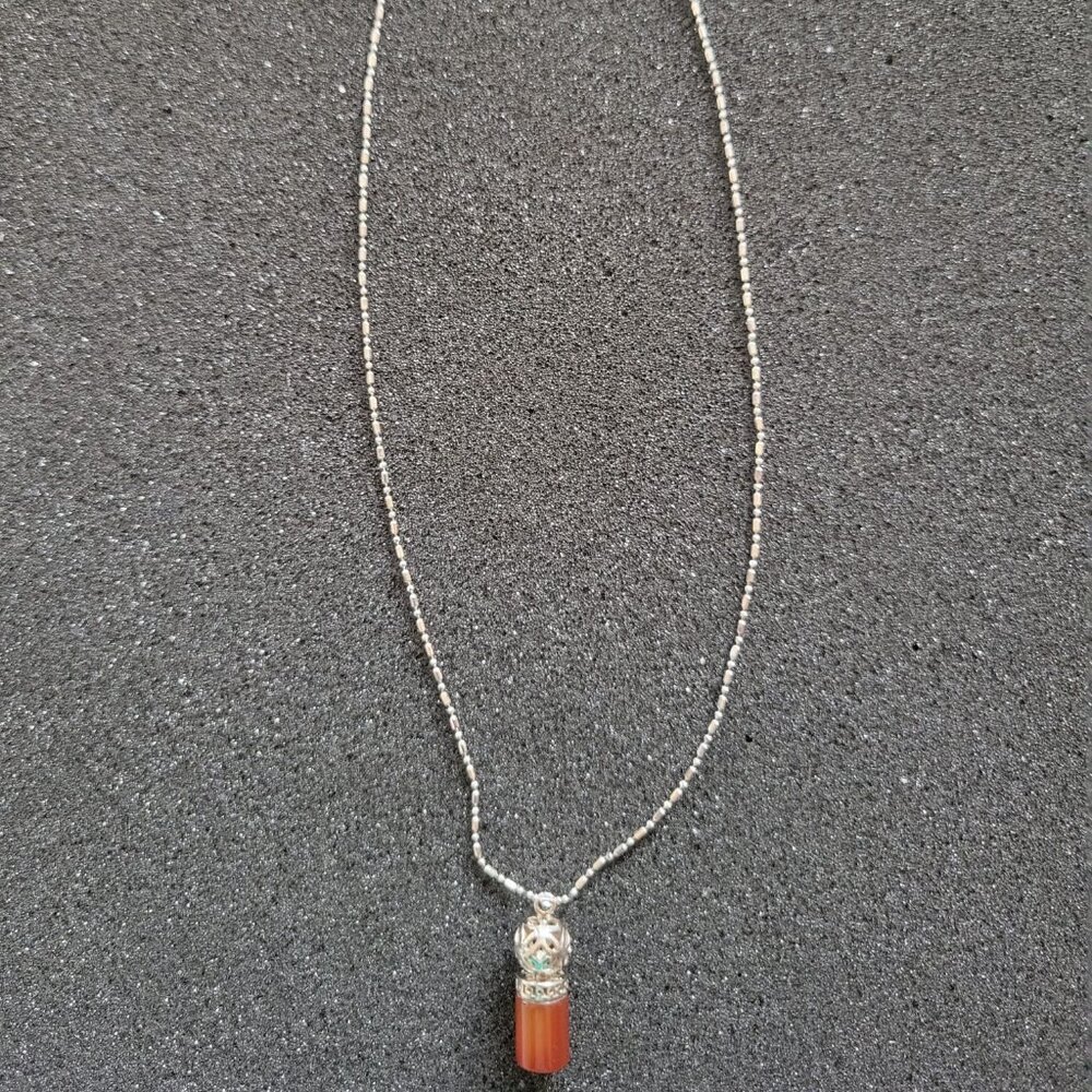 Crystal Stone Necklace - 18" Total Length **BRAND NEW**